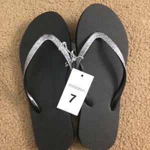 Xhilaration Black & Silver Sandals